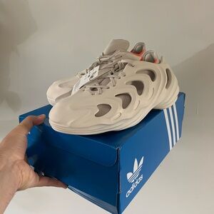 Adifom Q Sneakers 👟